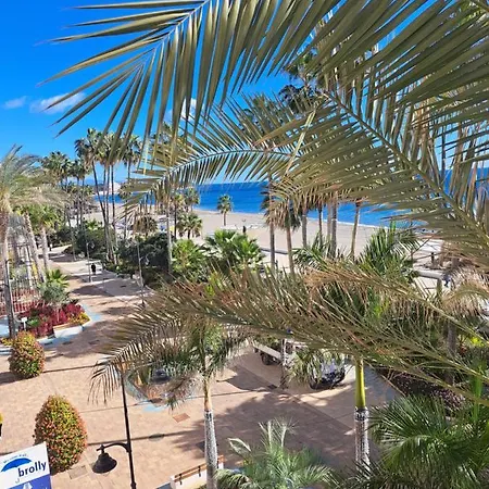 Апартаменты Frente A La Playa Piso 2 *