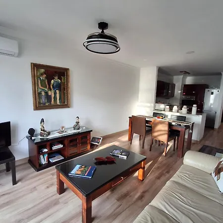 Frente A La Playa Piso 2 * Эстепона